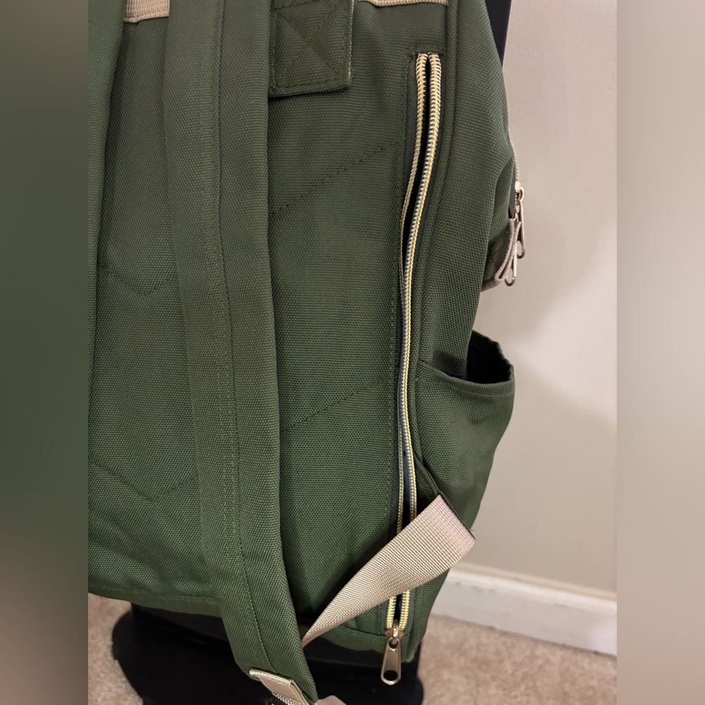 Anello Green Repreve Backpack Euc - image 6